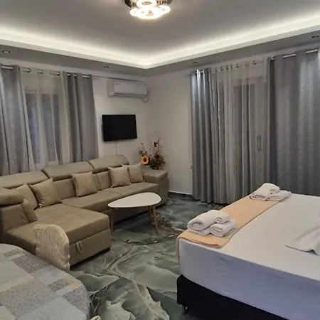 Vila Veli Brothers Sarande Exterior photo